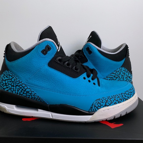 Jordan 3 Retro Powder Blue - Picture 3 of 8
